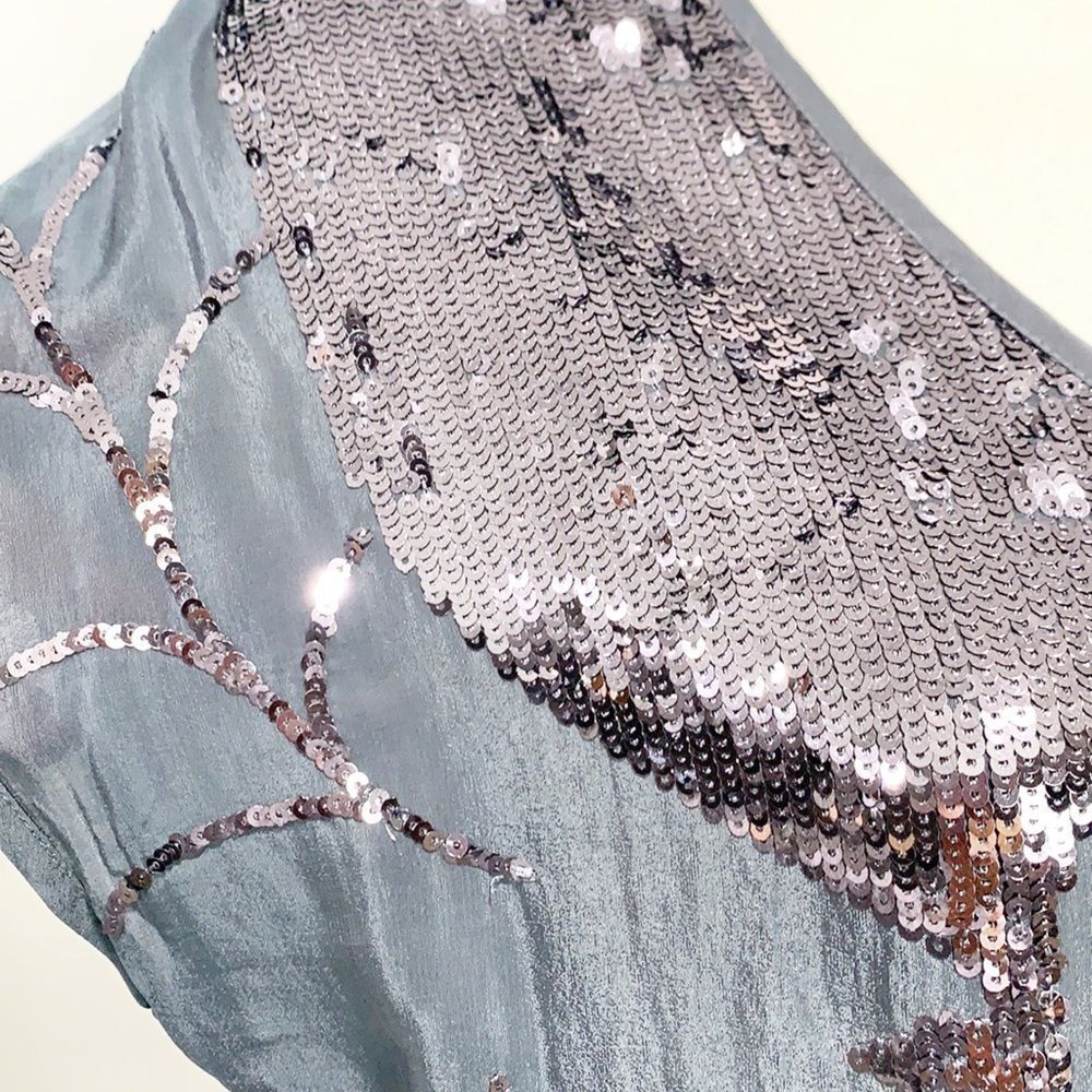 Velvet by Graham & Spencer Grey Sequin Top XS - Picture 8 of 11